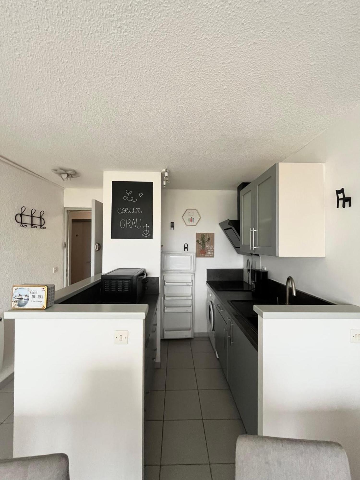 Appartement Devant La Mer + Parking Le Grau-du-Roi Extérieur photo